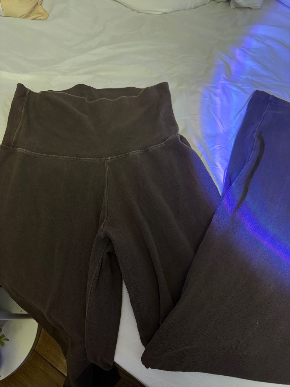Brandy Melville  flare priscilla pants
